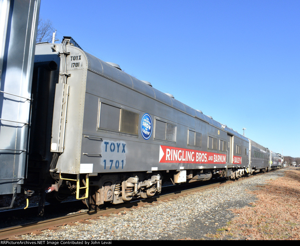 Ringling Bros and Barnum & Bailey Horse Car # 1701 on the Susie Q TFT Train